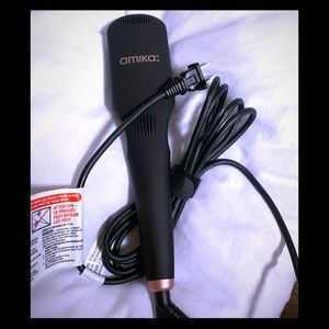 Amika Polished Perfection Straightening Brush 2.0